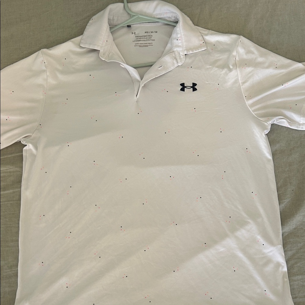 Under Armour Men’s White Polo with Subtle Dot Accent